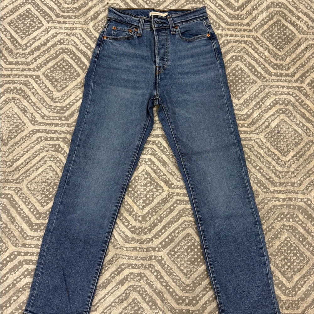 Levi's High Rise Blue Jeans Straight Leg
